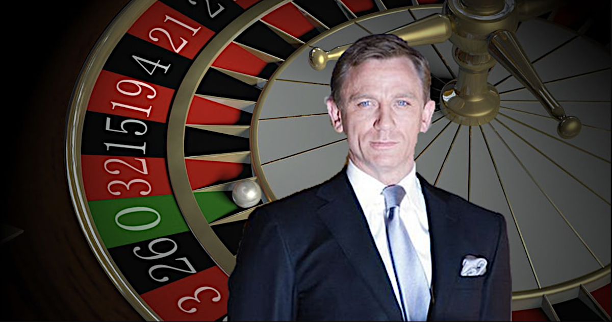 Daniel Craig as James Bond and a roulette wheel.